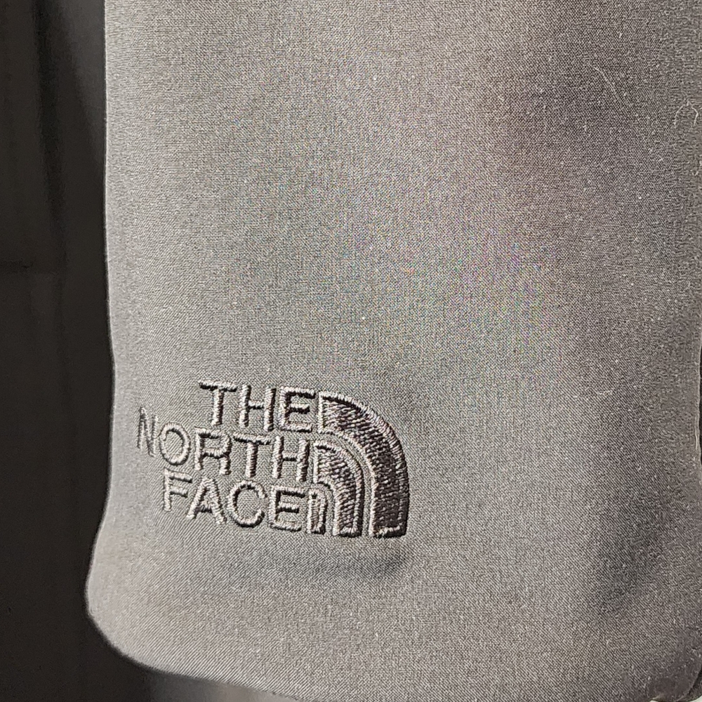 The North Face Artic Parka Black with Faux Fur. Size M. - Picture 4 of 7